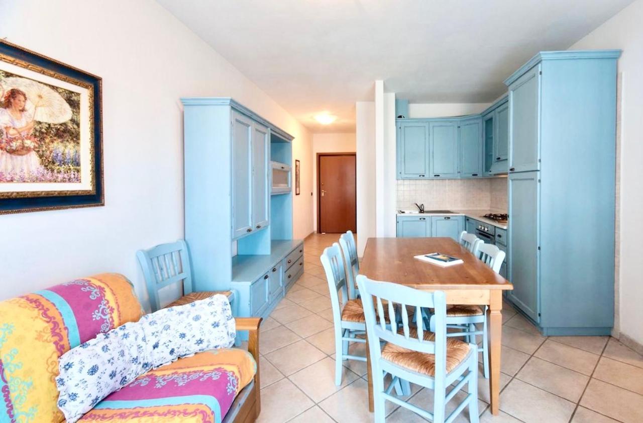 Isa-Apartments 4 Beds In Residence With Swimming-Pool In San Vincenzo, Just 600 Meters From The Sea المظهر الخارجي الصورة